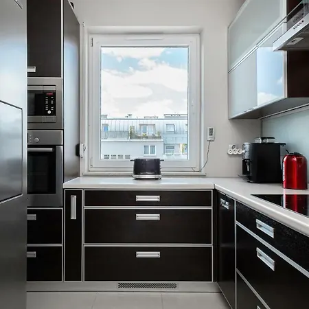 Manganowa By Renters *