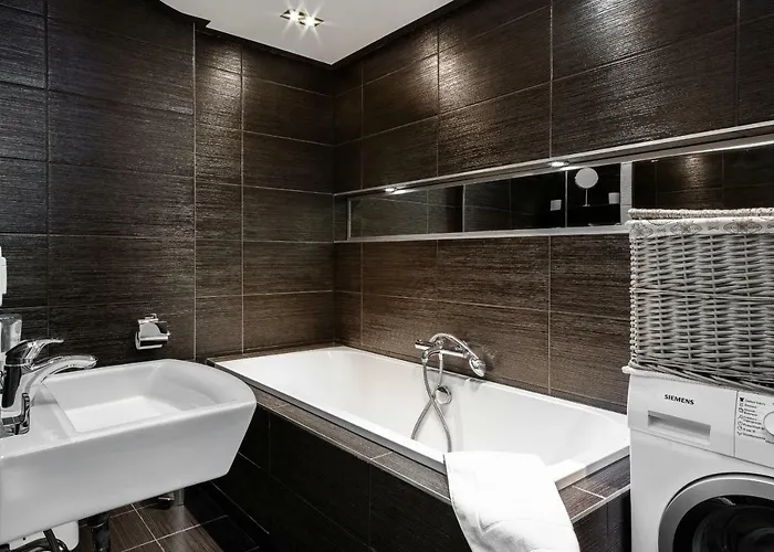 Manganowa By Renters *